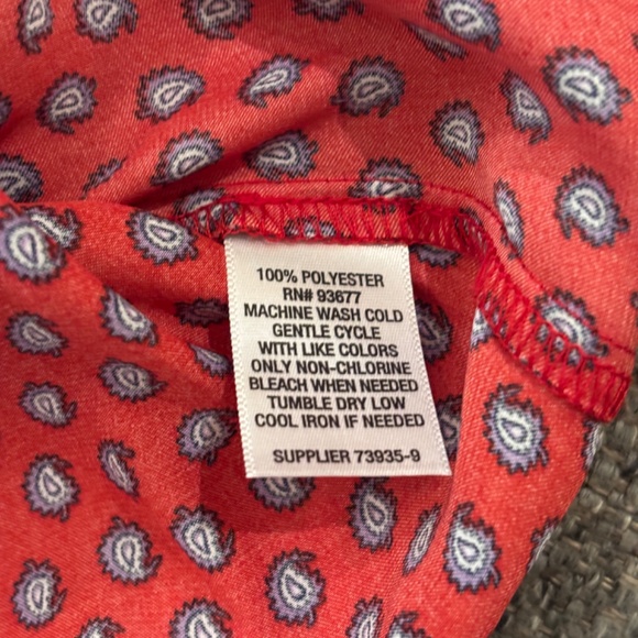NWT Liz Claiborne Women's Red SZ L Blouse Top - Picture 13 of 13